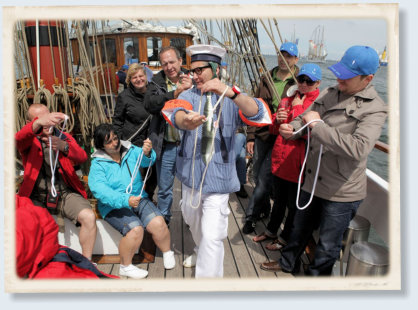 Knotenschule! Maritime Comedy, Walk Act und Zauberer aus Hamburg